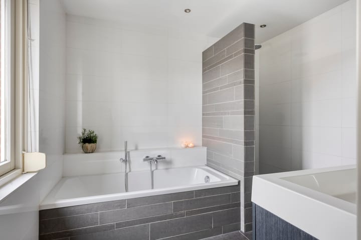 Photo 18 of Heiligenbos 13