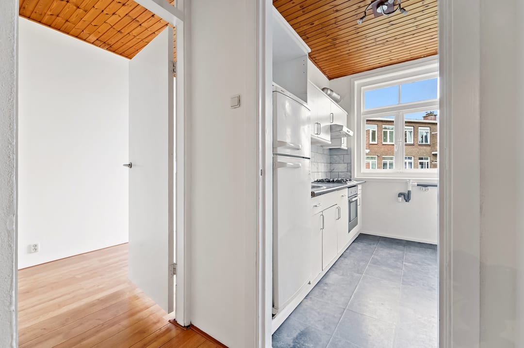 Foto 8 van Oudemansstraat 451