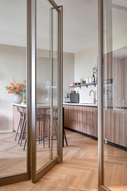 Foto 2 van Hoola van Nootenstraat 310