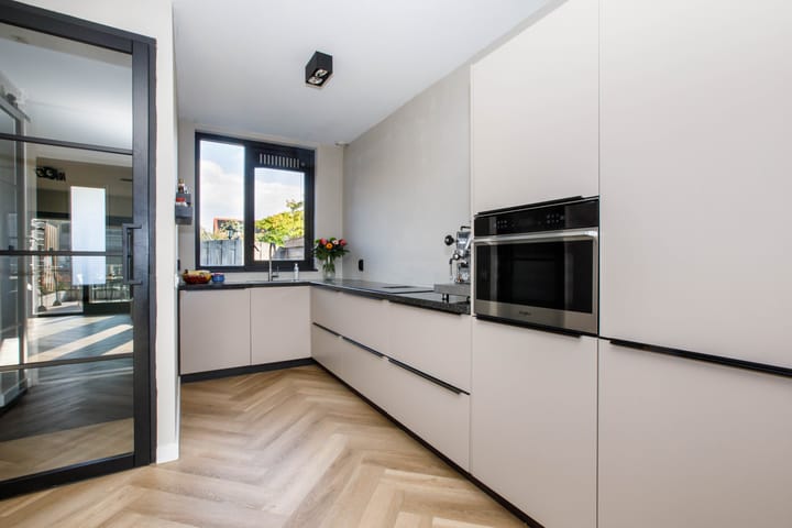 Foto 3 van Libellendans 8