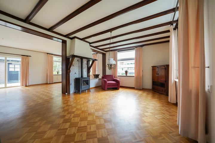 Foto 11 van Uttilochweg 7