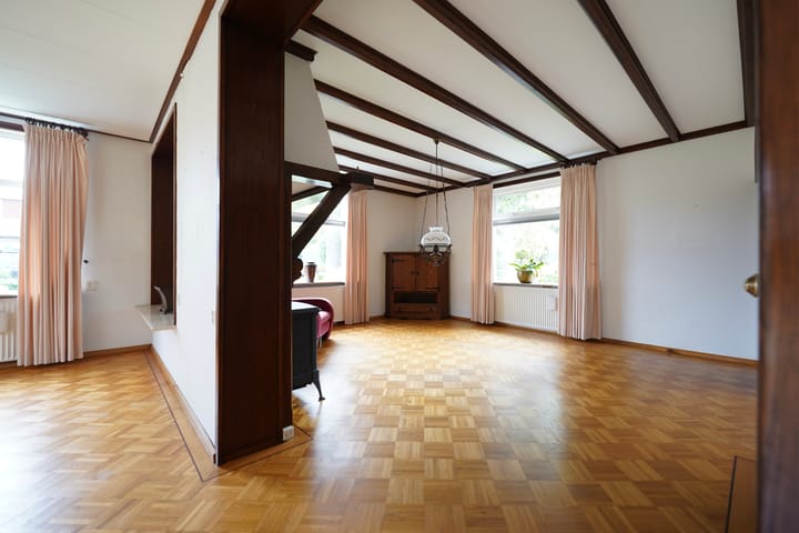 Foto 15 van Uttilochweg 7