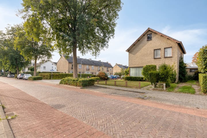 Photo 36 of Venneweg 8