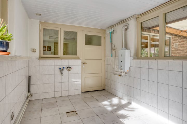 Photo 20 of Haarenseweg 13-A