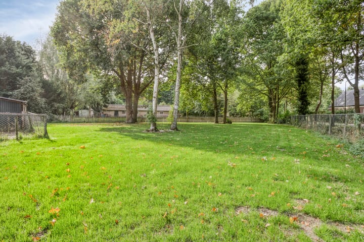 Photo 42 of Haarenseweg 13-A