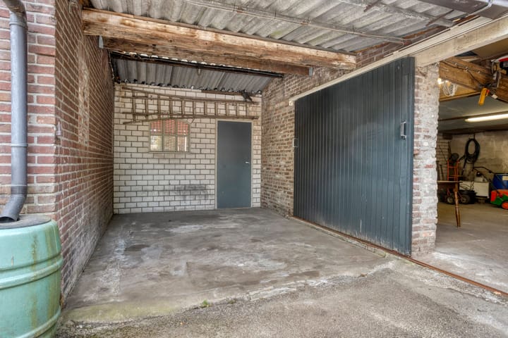 Photo 44 of Haarenseweg 13-A