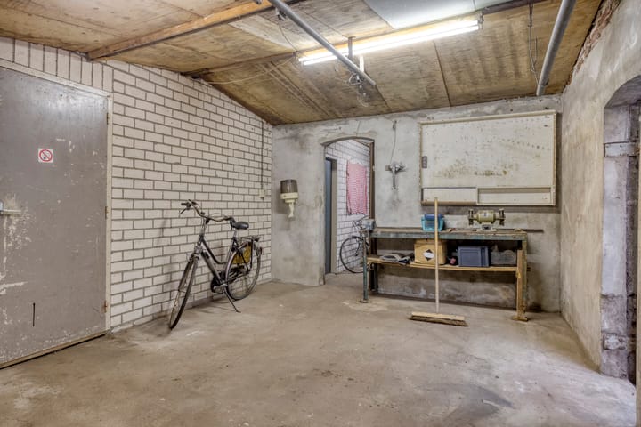 Photo 47 of Haarenseweg 13-A