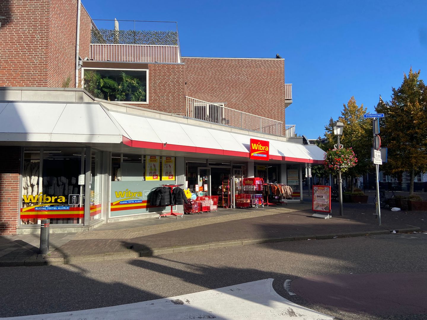 Bekijk foto 2 van Westzijde 5