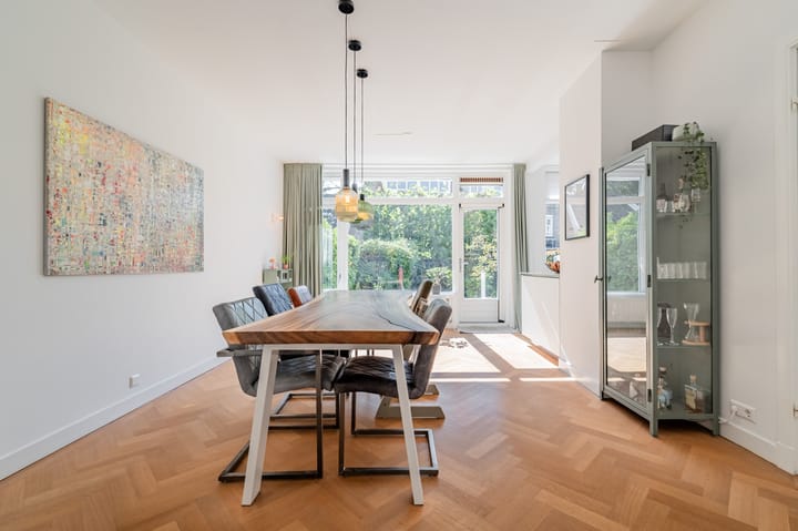 Photo 3 of Emmakade 8