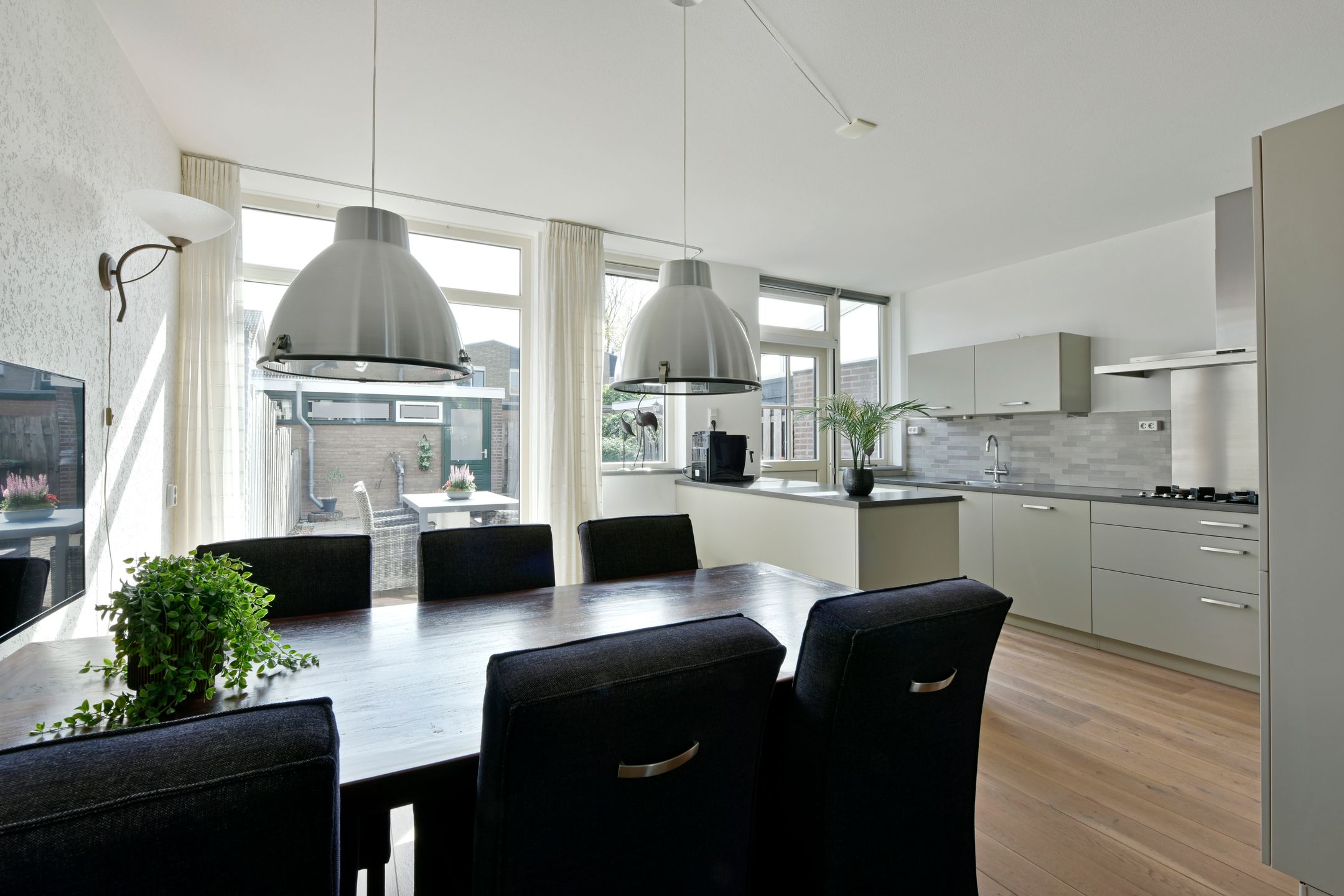 Photo 9 of Meeuwenveld 10