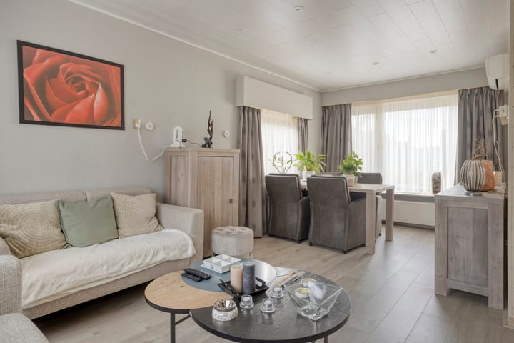 Foto 9 van Zeelandiastraat 1