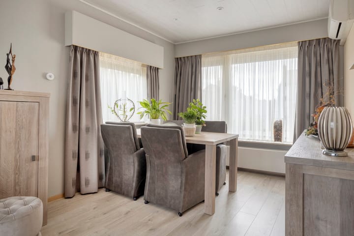 Foto 3 van Zeelandiastraat 1