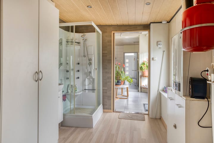 Foto 16 van Zeelandiastraat 1