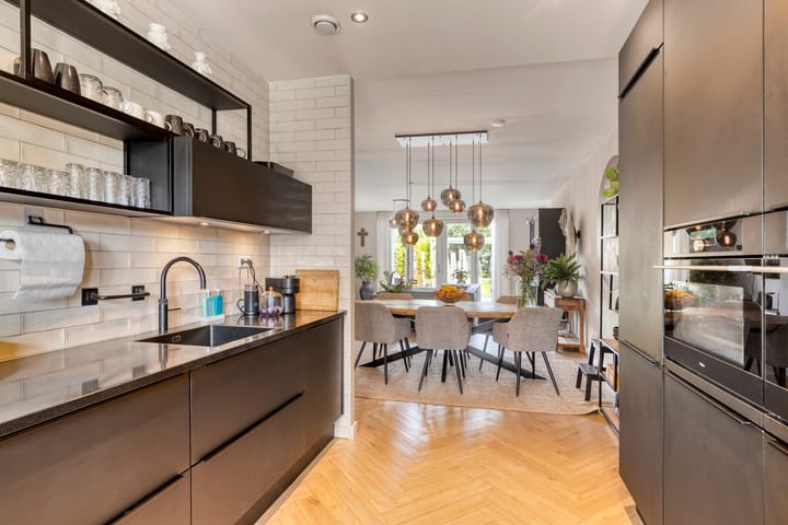 Photo 10 of Zevenwoudenlaan 247