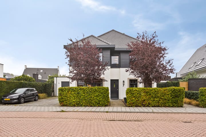 Photo 1 of Hageheld 7