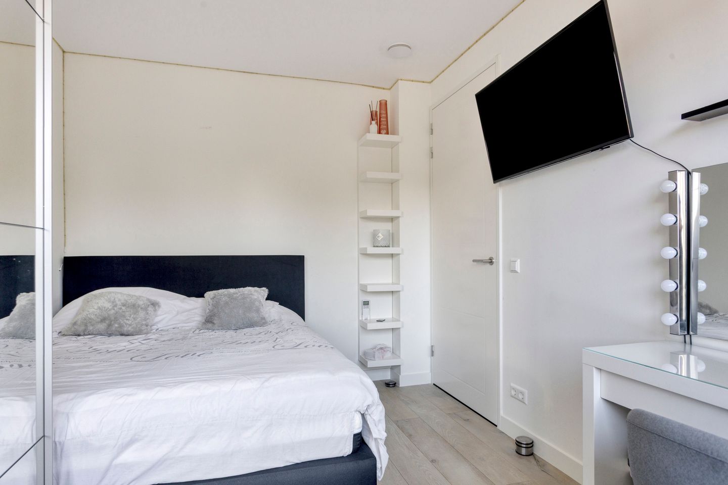 Foto 25 van Altair 3