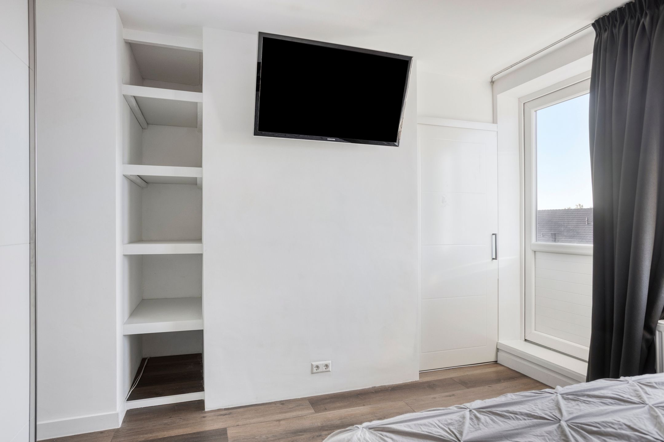 Foto 27 van Altair 3