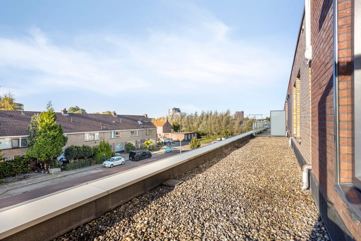 Foto 33 van Altair 3