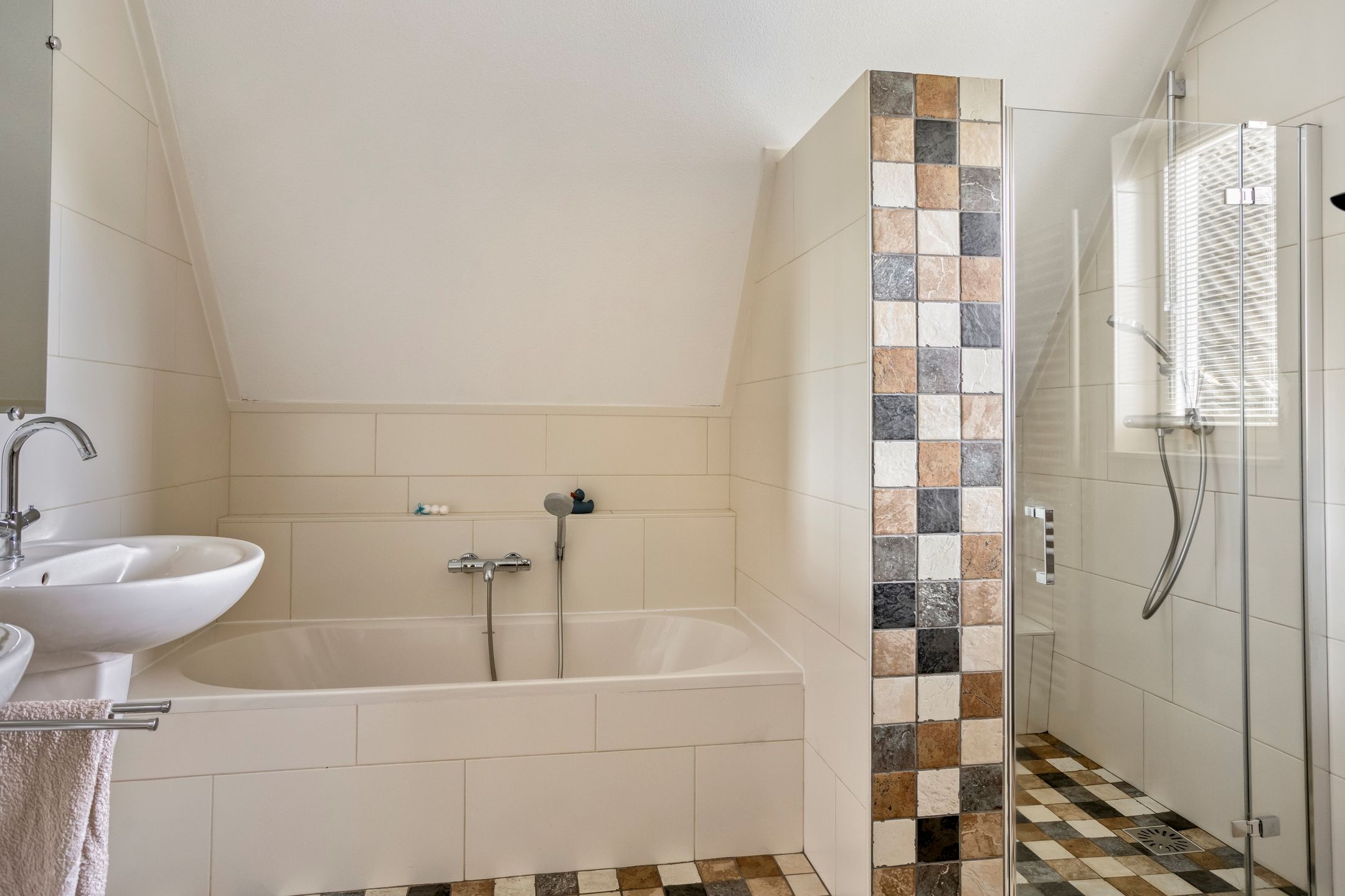 Foto 27 van De Gruttenmaat 9