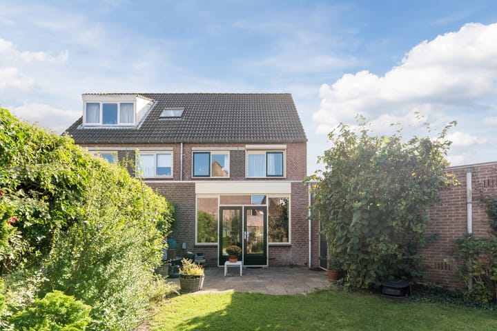 Foto 42 van Jan Wolkerslaan 65