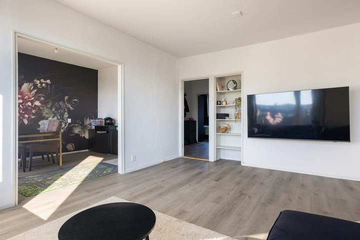 Photo 5 of Alphons Diepenbrockstraat 5-C