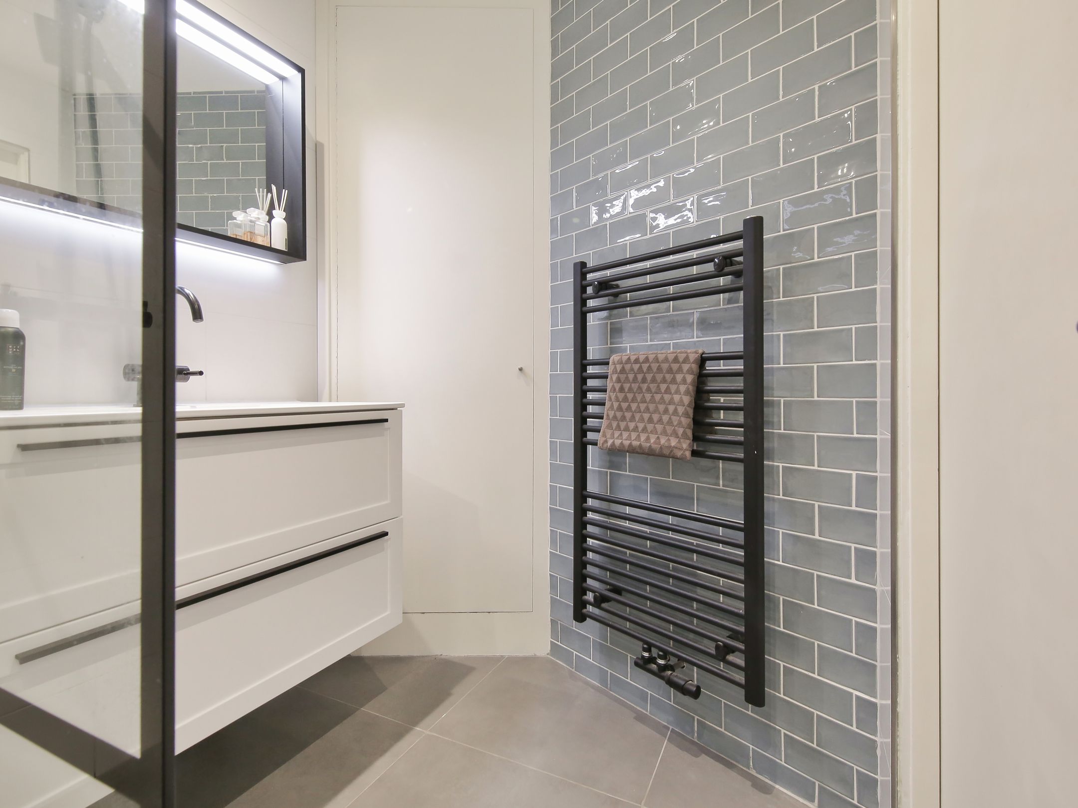 Foto 24 van Amsterdamsevaart 30-F