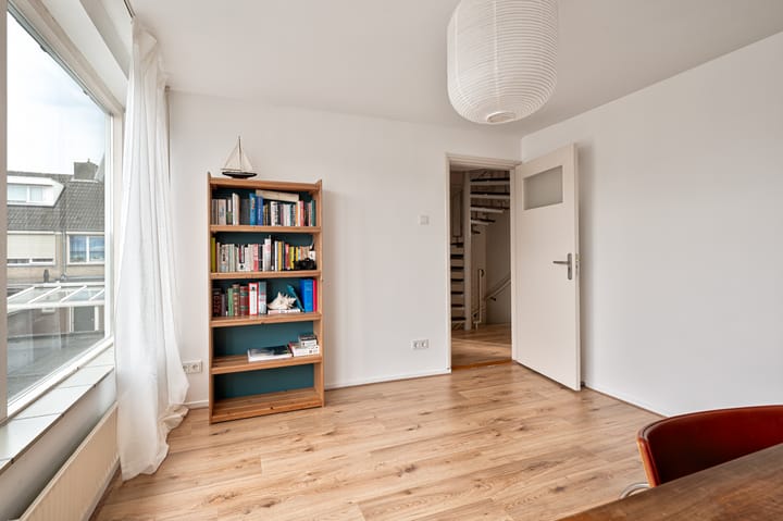 Foto 17 van Irisstraat 2