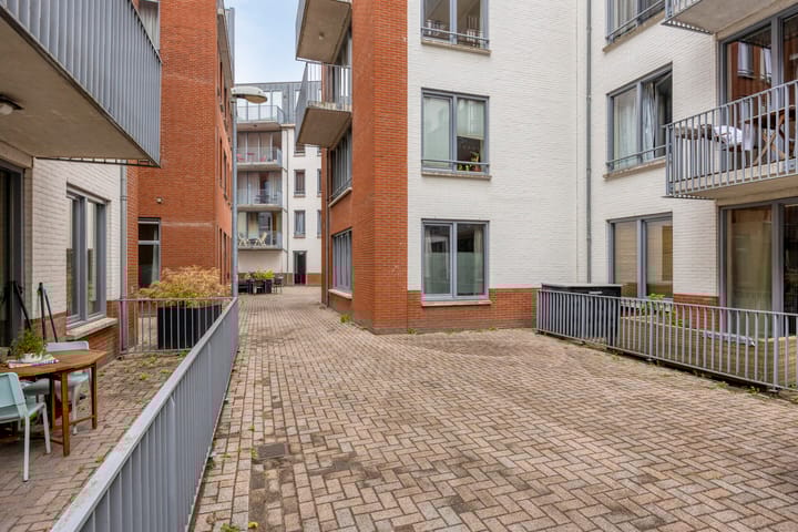 Foto 8 van Stratumsedijk 23-23