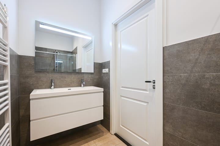 Foto 11 van De Constant Rebecquestraat 98