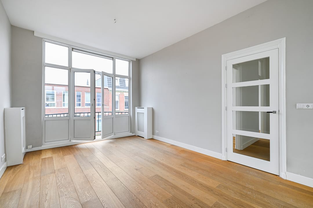 Foto 17 van De Constant Rebecquestraat 98