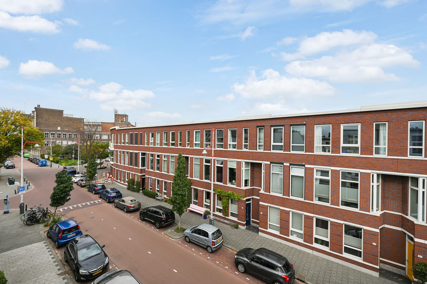 Foto 19 van De Constant Rebecquestraat 98