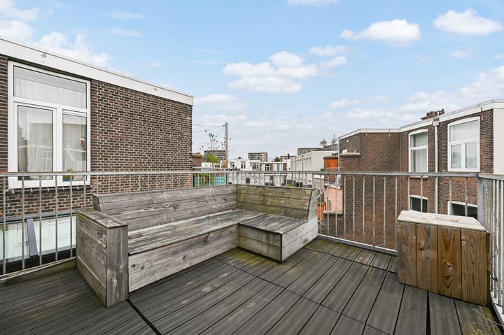 Foto 31 van De Constant Rebecquestraat 98