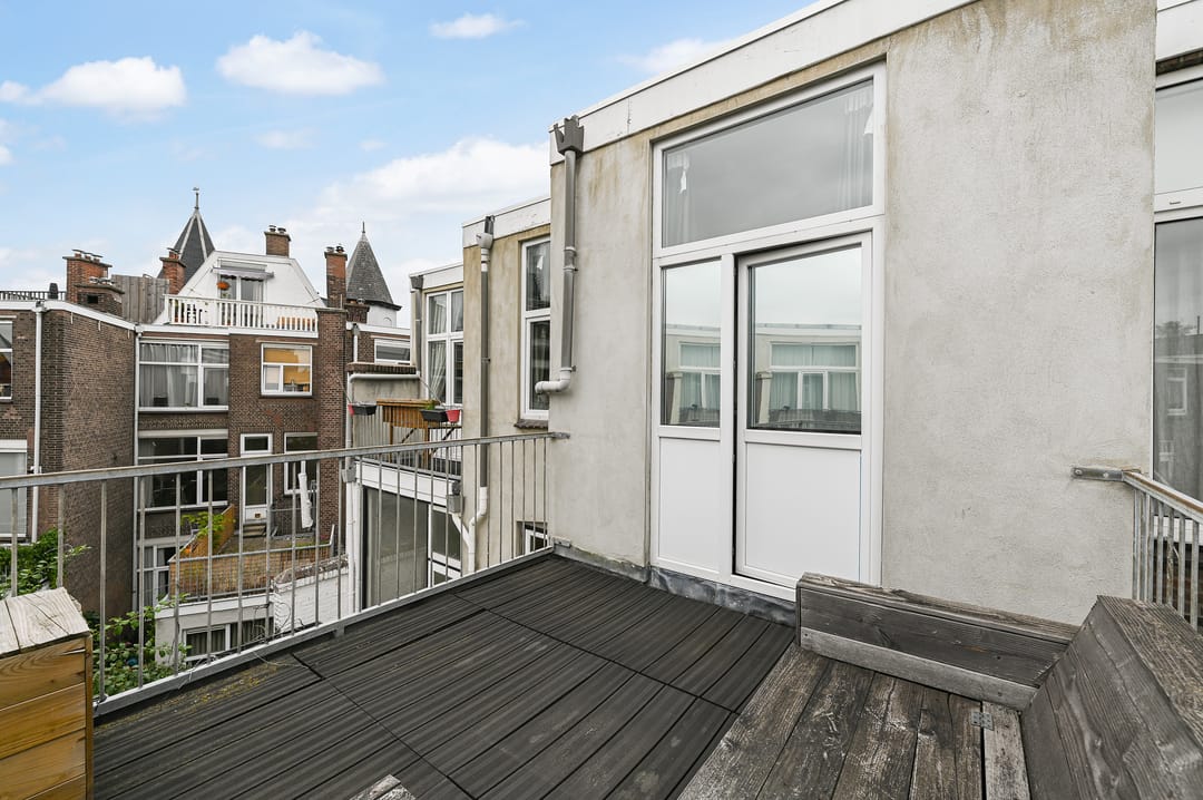 Foto 32 van De Constant Rebecquestraat 98