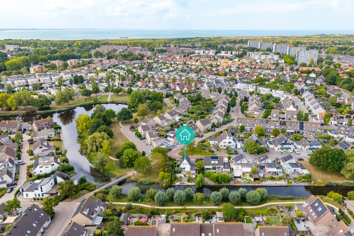 Foto 2 van H. Roland Holstlaan 9