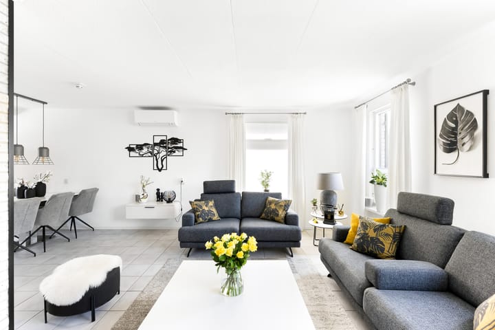 Foto 18 van H. Roland Holstlaan 9