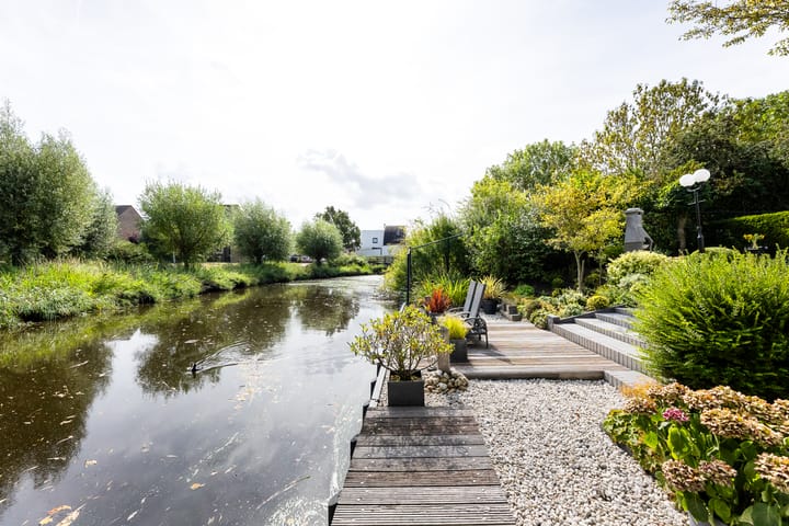 Foto 31 van H. Roland Holstlaan 9