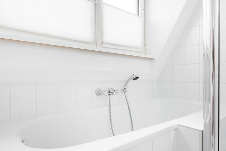 Foto 48 van H. Roland Holstlaan 9