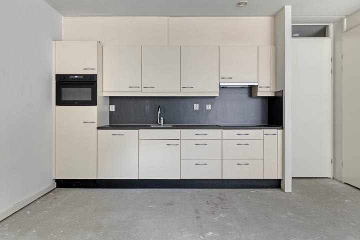 Foto 12 van Landstraat 8-05