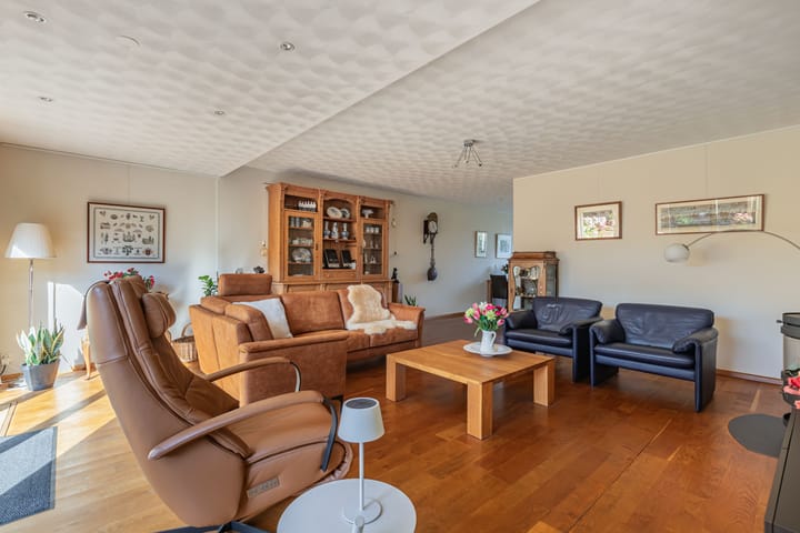 Foto 7 van Hoofdweg 65