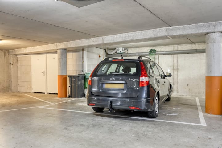 Foto 21 van Landstraat 8-05