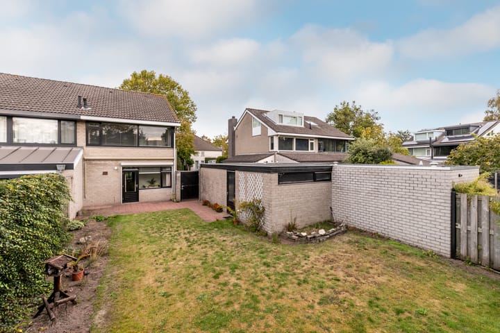 Photo 2 of Willem-Alexanderlaan 7