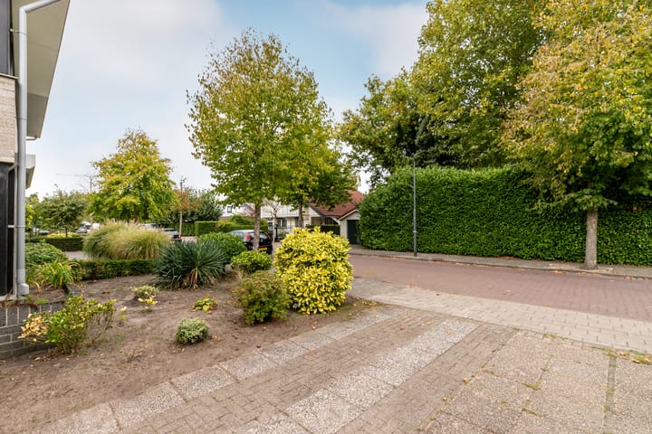 Photo 24 of Willem-Alexanderlaan 7