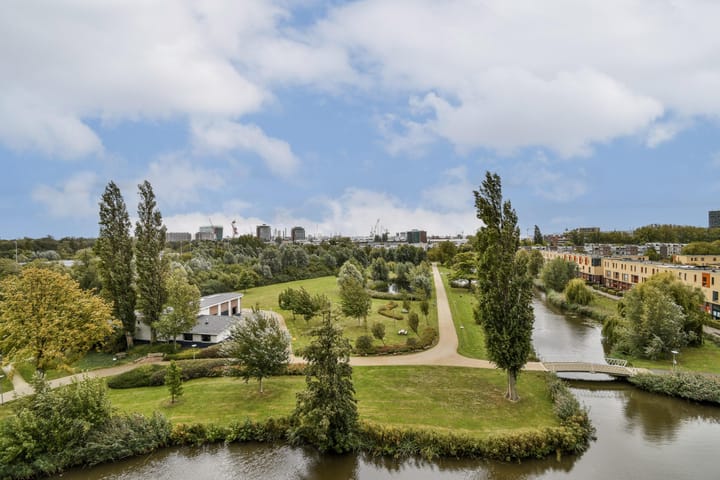 Foto 2 van van Maanenstraat 110