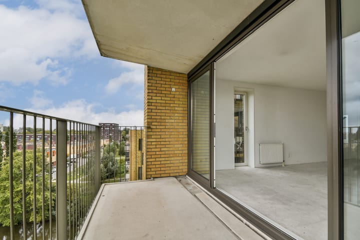 Foto 11 van van Maanenstraat 110