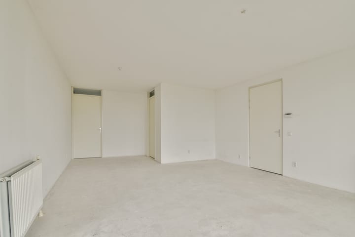 Foto 15 van van Maanenstraat 110