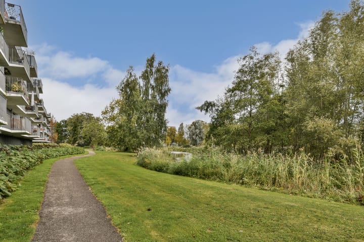 Foto 35 van van Maanenstraat 110