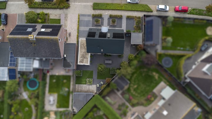 Photo 2 of Einsteinstraat 2