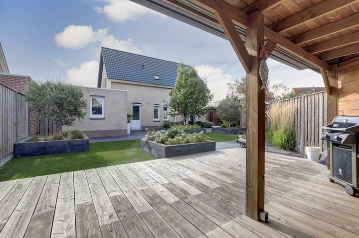 Photo 3 of Einsteinstraat 2