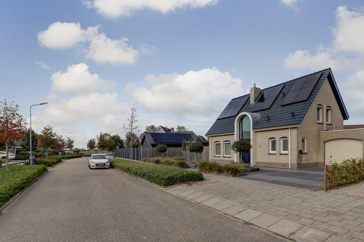 Photo 5 of Einsteinstraat 2