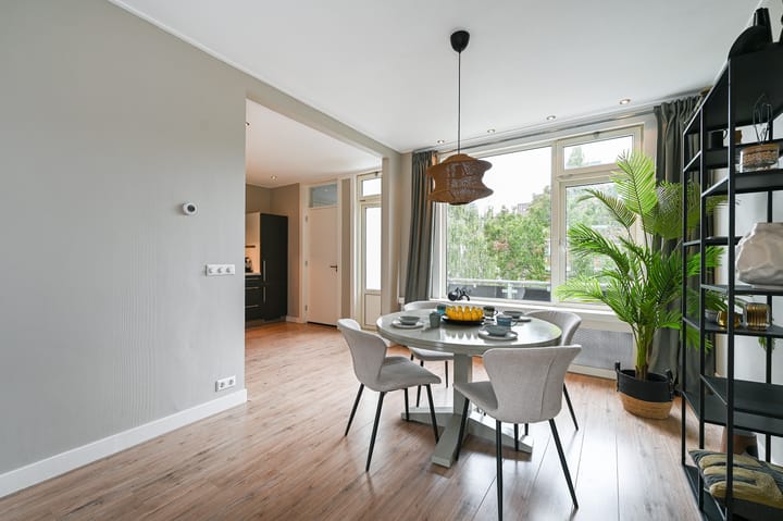 Foto 14 van van Heurnstraat 7